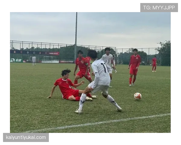 半场时间规则：中场休息时长与裁判决定的伤停补时标准