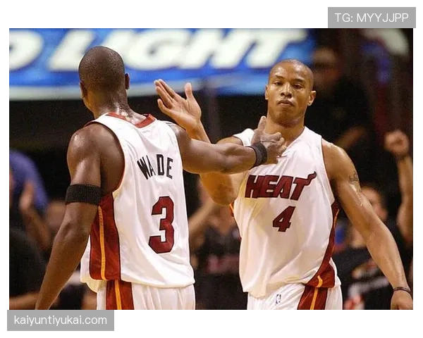 卡隆·巴特勒无球跑动制造空间，3D属性提升球队进攻效率